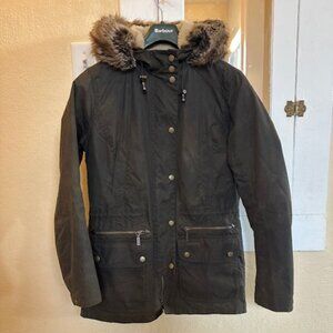 Barbour Kelsall, Olive, US size 6